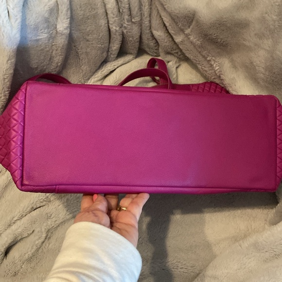 Vera Bradley Quilted Genuine Leather Tote - Picture 6 of 6